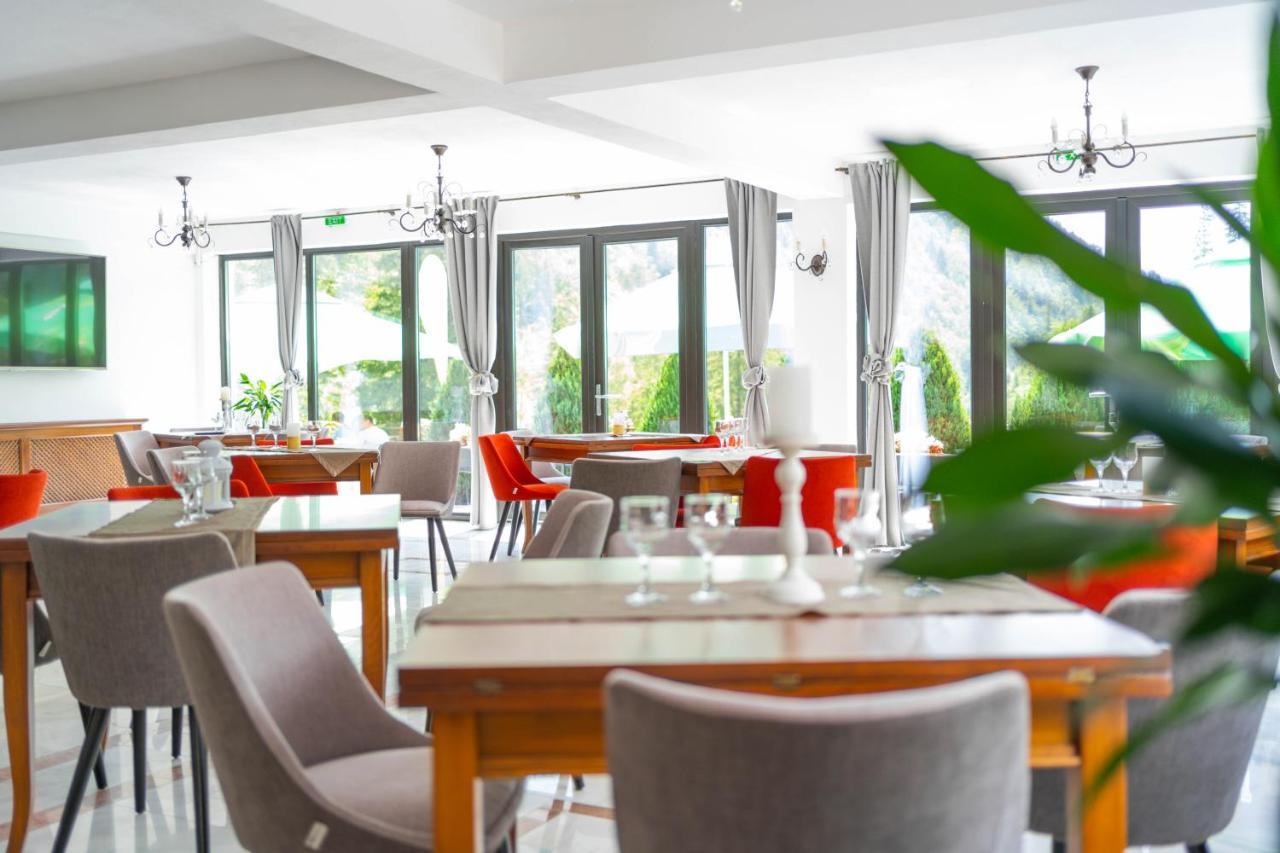 Piscul Negru Hotel - Transfagarasan Cumpăna Esterno foto
