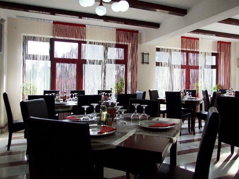 Piscul Negru Hotel - Transfagarasan Cumpăna Esterno foto
